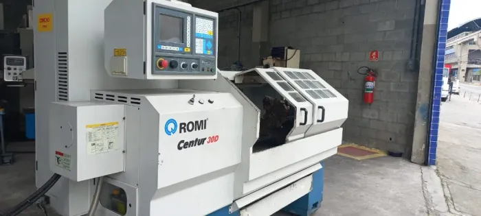 TORNO HORIZONTAL CNC ROMI 30D