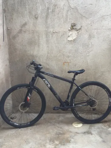 Bicicleta aro 29 preta