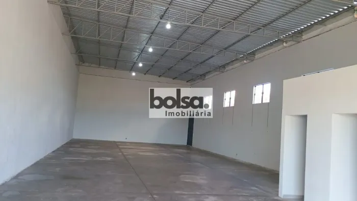 BARRACÃO NOVO EM PIRATININGA ! !