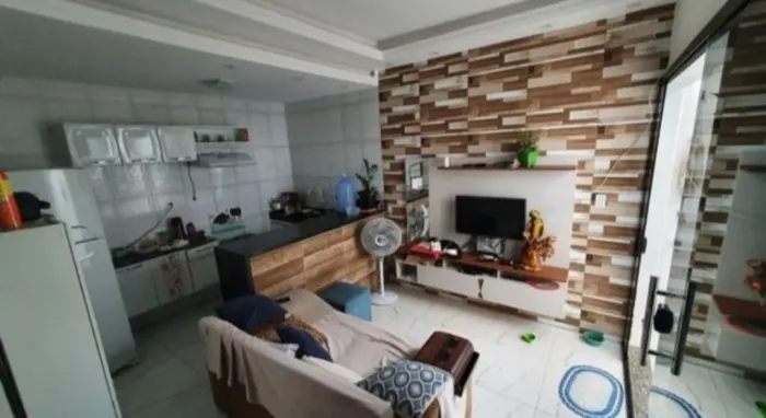 Casa em Vida Nova Lauro de Freitas EXCELENTE LOCALIZAÇÃO LEIA O ANÚNCIO ( NAO E MOBILIADA)
