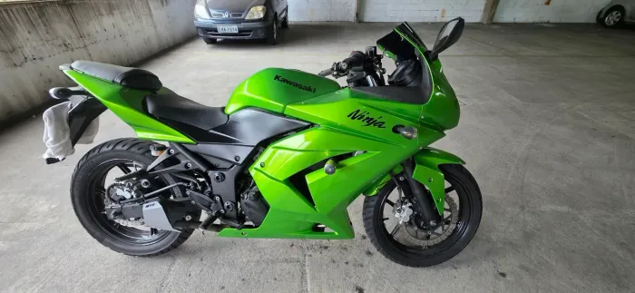 Kawasaki Ninja 250r ano 2012