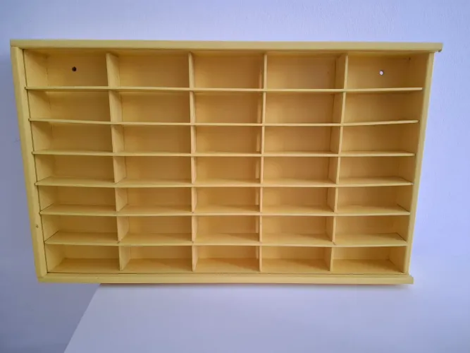 Quadro porta carrinhos infantil