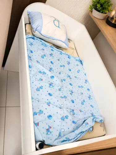 Miniberço lateral para cama