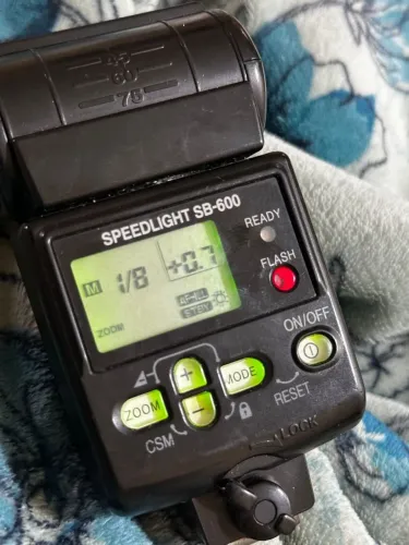 FlASH SB 600 NIKON 