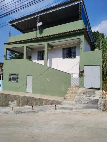 Vendo casa em Nova Iguaçú/ bairro Cacuia.