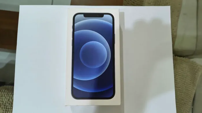 iPhone 12 Zerado (Igual a novo)