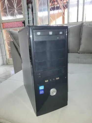 PC Rápido com SSD | Intel i3 | 8GB RAM | Pronto para Uso