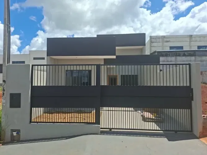 Casa a venda em Marialva Jardim Itália com suíte