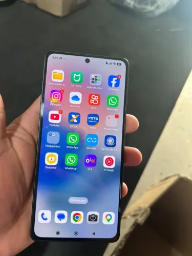 Vende -se Celular xaiome 13 R$1500 pouco dias de uso