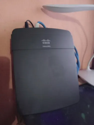 roteador cisco linksys e900 usado
