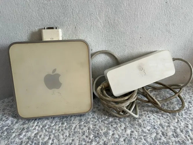 Mac Mini 2005