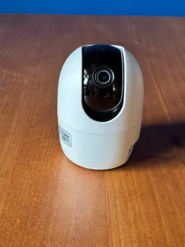 Câmera Intelbras Izy IZC 1004 Wi-Fi Full HD 360°