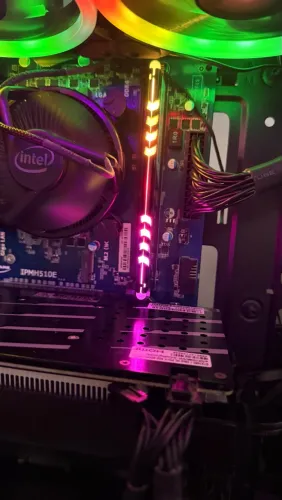 Memória RAM Winmemory BraveX 16GB DDR4 3000MHz RGB Gamer