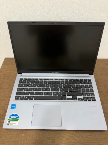 Notebook Asus i5 12°Geração modelo m1502l com defeito 
