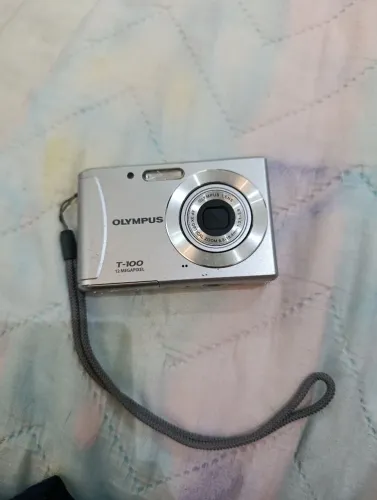 câmera olympus t-100