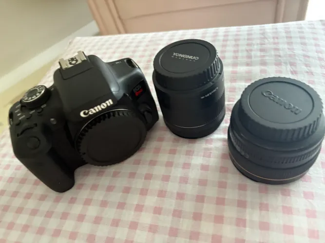 Canon T6i + Acessórios - Muito Bem Conservada