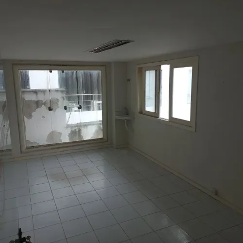 ALUGO SALA COMERCIAL EM PONTA NEGRA