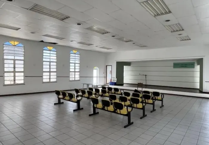 Ponto Comercial para Venda em Rio de Janeiro, Praça Seca, 4 dormitórios, 3 banheiros, 4 va