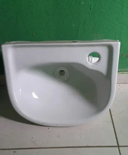 Mini pia para banheiro