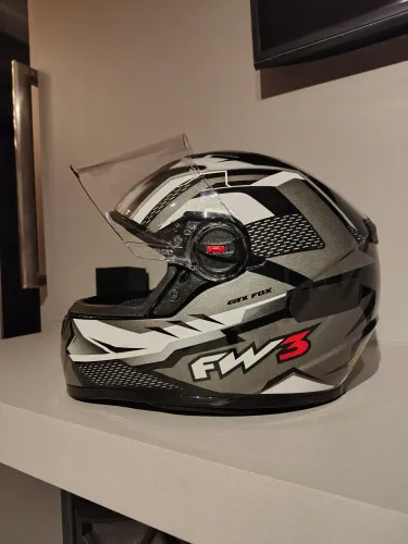 Capacete FW3 tamanho 58