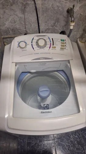 Máquina de lavar roupas 10 kg