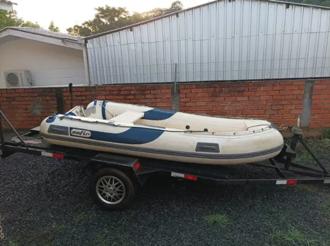 Barco Inflável Zefir 3,2 m