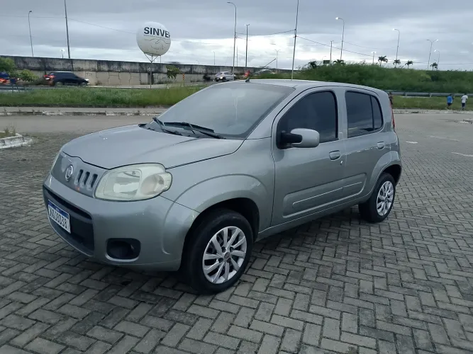 Fiat Uno Vivace/rua 1.0 EVO Fire Flex 8V 5P 2011