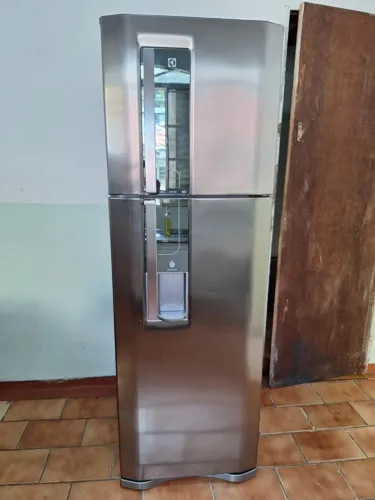 Geladeira Inox Eletrolux Seminova