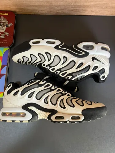 Tênis Nike Air Max Plus Drift Black Yin Yang