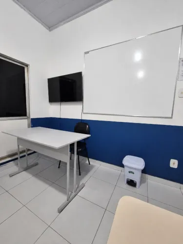 SALAS DE AULA DISPONÍVEIS PARA LOCAÇÃO!
