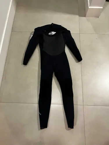 Long John 3.2 (tam P) front zip Mormaii Storm edição Carlos Burle