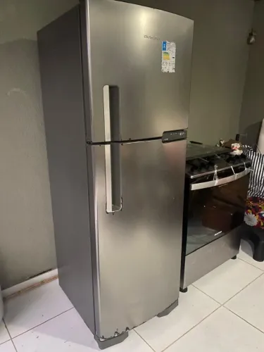 Vendo Geladeira Brastemp