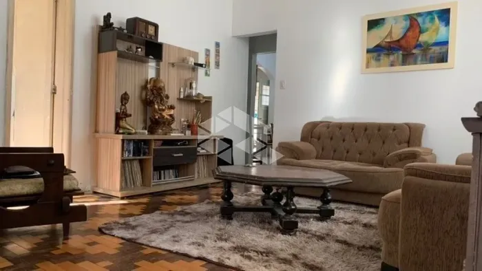 Crédito Real vende casa 4 quartos sendo 1 suíte e 6 vagas para carros no bairro Santo Antô