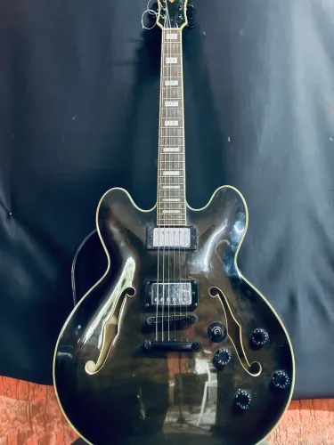 Guitarra semi acústica PHX