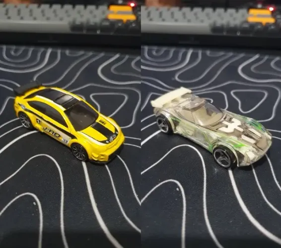 Coleção de Hot Wheels dos anos 2000