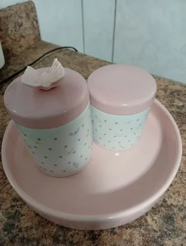 Porta algodão e contonetes de porcelana rosa e branco