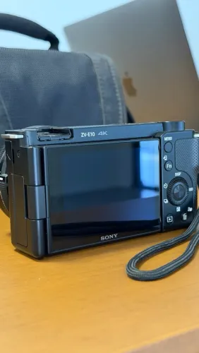 SONY ZV-E10