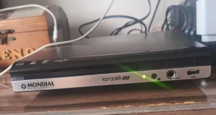 DVD Player Mondial Karaokê USB