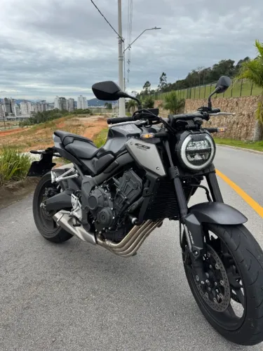 Honda CB 650r 2024