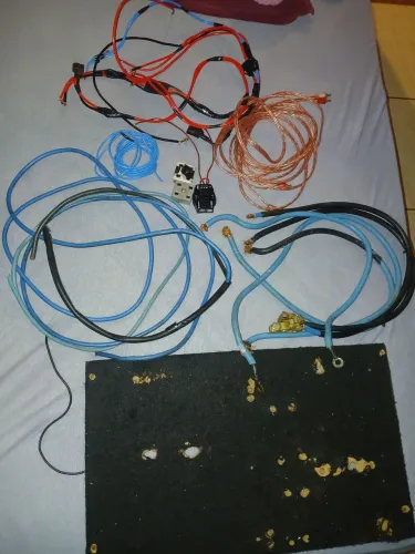 Vendo painel Barramento voltímetro s RCS stetsom 5M fio 16 MM e 25 MM Automotivo