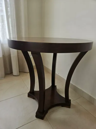 Mesa de canto - sala de estar - Artzzi