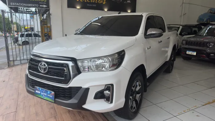 Toyota Hilux CD SRV 4X4 2.8 TDI Diesel Aut. 2020