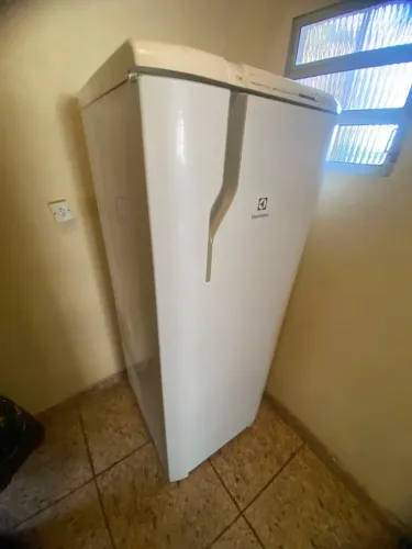Vendo geladeira