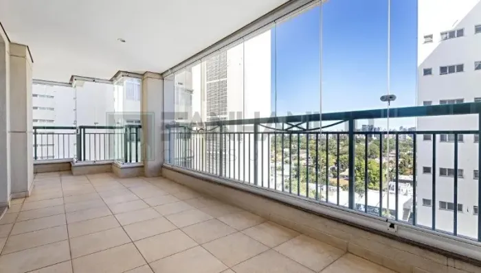 Apartamento de 3 quartos com 2 suítes e 4 vagas no Jardim Paulista - São Paulo-SP: 190m² d
