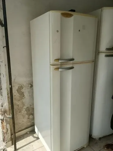 Geladeira dúplex funcionando perfeitamente, fazemos entrega