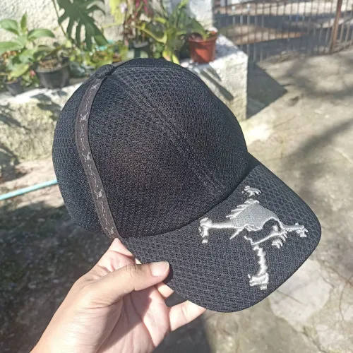 Boné Oakley Skull Mesh Cap 15.0 BLACKOUT FOS900658