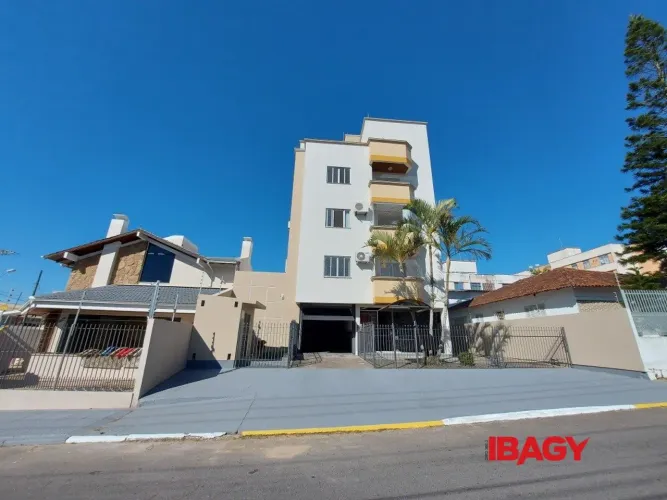 Excelente Apartamento 2 dormitório(s) em Jardim Atlântico - Florianópolis
