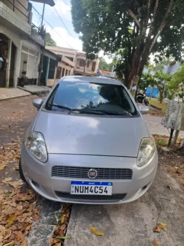 Fiat Punto Essence 1.6 Flex 16V 5P 2011