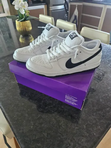 Tenis Nike SB Dunk Low Pro branco