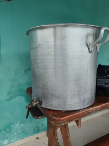 Panela de 80 litros